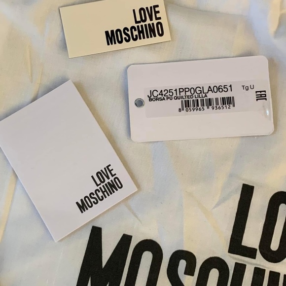 LOVE MOSCHINO Small Oval-Shaped Quilted Bag - Picture 13 of 15